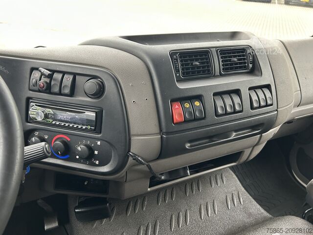 валіза DAF LF 45 210 EEV / 466 dkm / Box Truck / Loadlift ...