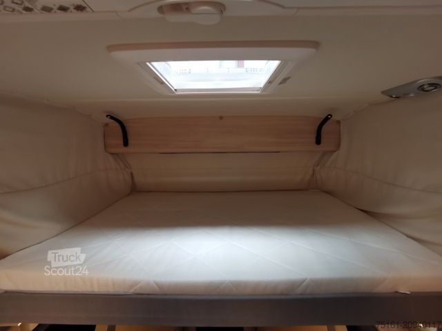 Autorulotă integrată EURAMOBIL INTEGRA LINE 720 EB /-2026- /8G-180PS/PLUS-PAKET