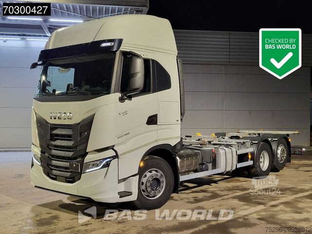  Iveco S-Way 510 6X2 BDF Full Air Suspension Automatic...