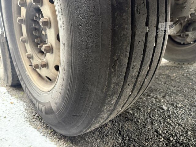 Kiper tovornjak Schmitz Cargobull GOTHA SKI 24 SL 7.2 NACZEPA WYWROTKA