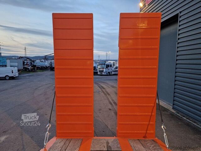 Pusmateriālu puspiekabe Kaiser PORTE ENGINS 4 ESSIEUX