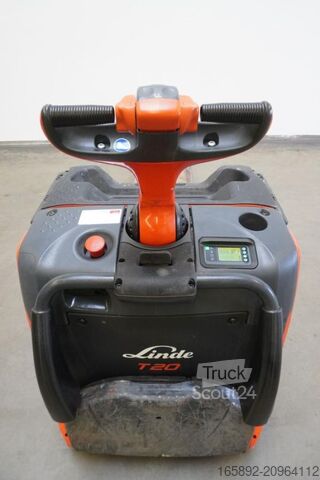 Elektrische meelooppallettruck met sta-platform Linde T 20 AP 131