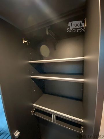 Wohnwagen/Wohnmobil  MB ACTROS 2651  STX MOTORHOME
