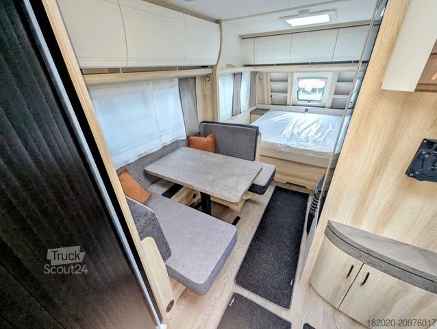 Caravane HOBBY De Luxe 460 SFf 1,5 T AUFL.,DUSCHAUSSTATTUNG