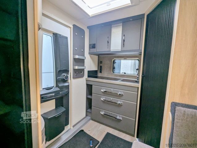 Caravane HOBBY De Luxe 460 SFf 1,5 T AUFL.,DUSCHAUSSTATTUNG