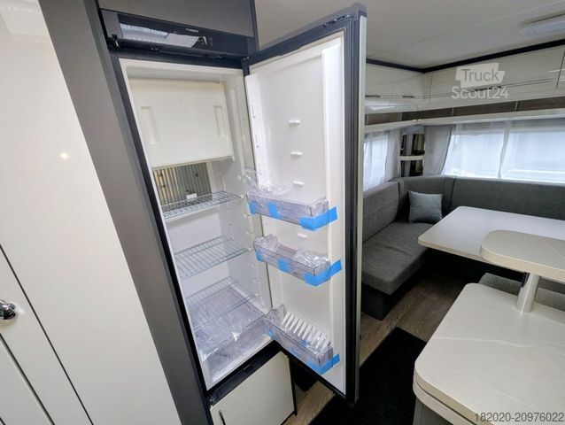 Caravan HOBBY Excellent 560 CFe FUßBODENERWÄRMUNG, AUFLASTUNG