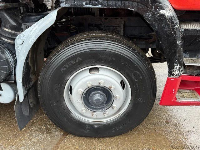 Lastbil med flak DAF 95.360 ATI 4X2 SPRING/SPRING ZF MANUAL GEARBOX