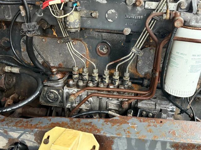 Lastbil med flak DAF 95.360 ATI 4X2 SPRING/SPRING ZF MANUAL GEARBOX