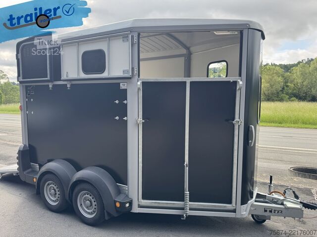 Přívěs pro přepravu koní Ifor Williams Pferdeanhänger HB511 XXL mit Frontrampe 2,7t