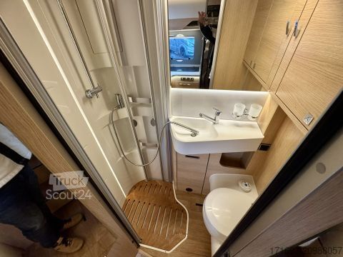 Półzintegrowany kamper Hymer/Eriba B-Klasse MC T 600 WhiteLine