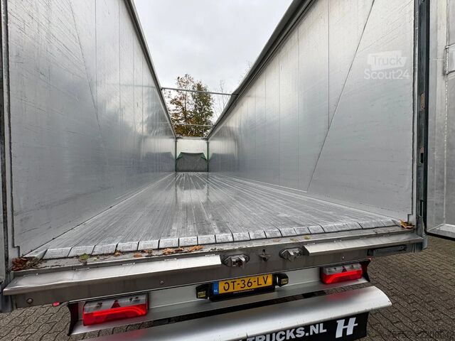 Подвижен под Kraker K-Force 92m3 10MM Cargo Floor Liftas