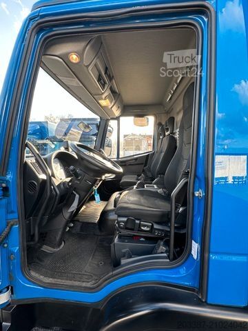 Fourgon tôlé IVECO EUROCARGO 75-190/LBW/R-Kamera/3-Sitzer/Klima