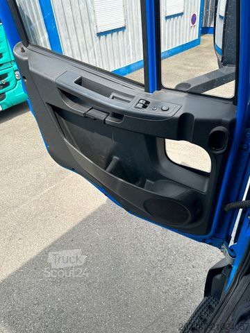 Fourgon tôlé IVECO EUROCARGO 75-190/LBW/R-Kamera/3-Sitzer/Klima