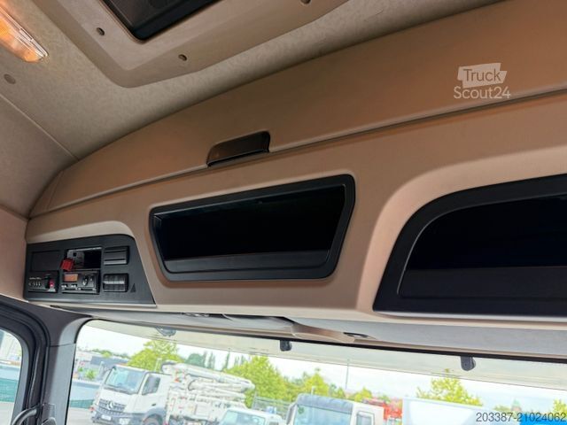 Standaard trekker MERCEDES-BENZ Actros 1843 / Retarder / L StreamSpace