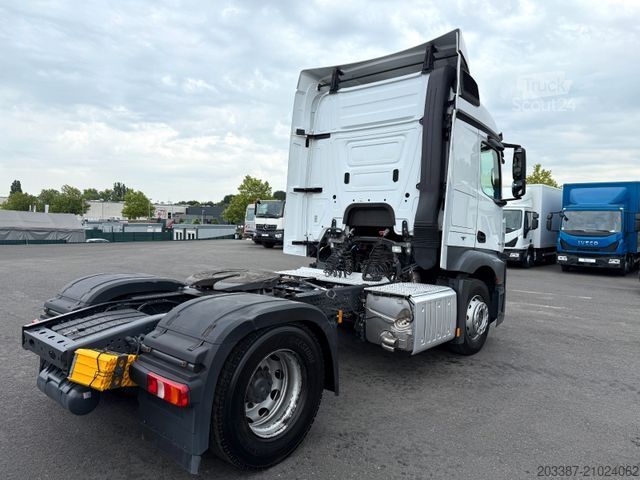 Standaard trekker MERCEDES-BENZ Actros 1843 / Retarder / L StreamSpace