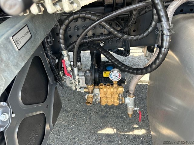 Camion pompe à béton MERCEDES-BENZ 2636 /Putzmeister/ Sany SY 25 Z4-150