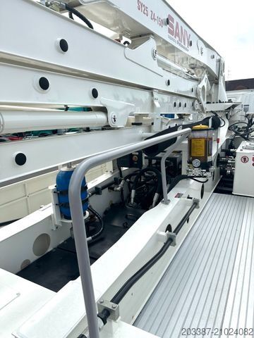 Camion pompe à béton MERCEDES-BENZ 2636 /Putzmeister/ Sany SY 25 Z4-150