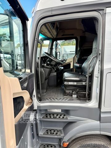 Standaard trekker MERCEDES-BENZ Actros 1846 / Retarder / Schubboden