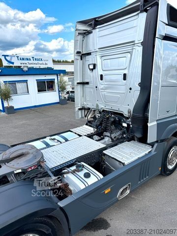 Standaard trekker MERCEDES-BENZ Actros 1846 / Retarder / Schubboden