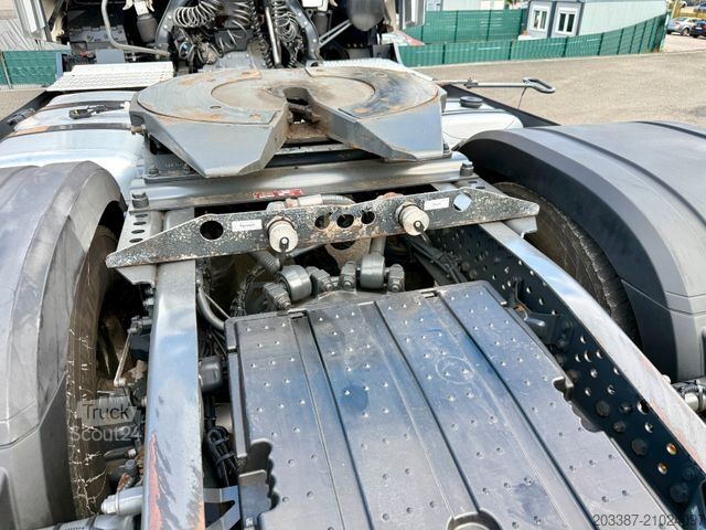 Standaard trekker MERCEDES-BENZ Actros 1846 / Retarder / Schubboden