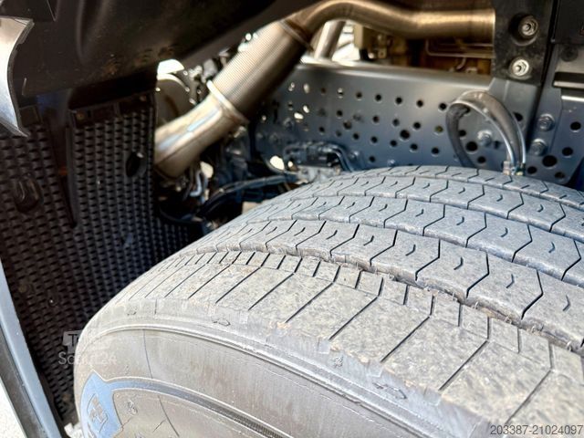 Standaard trekker MERCEDES-BENZ Actros 1846 / Retarder / Schubboden