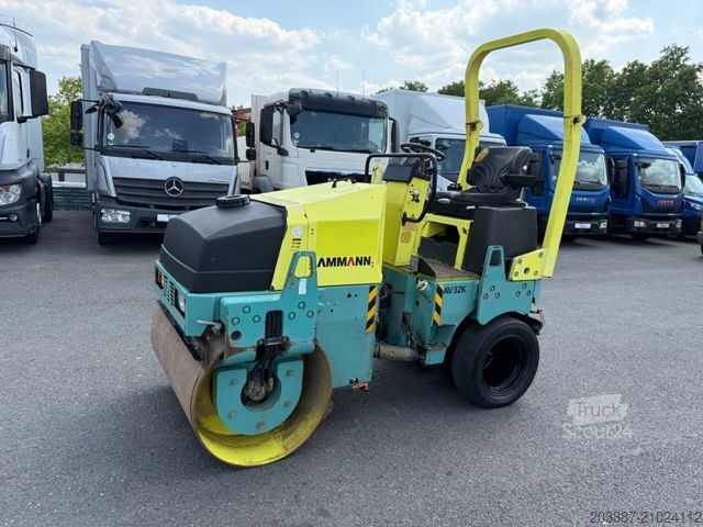 Одно-барабанний каток AMMANN Kombiwalzen/AV 32KE/Vibrationswalze/ Gummi-Stahl