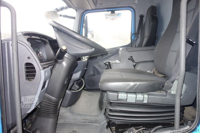 Transporter mit Pritsche & Plane MERCEDES-BENZ 822L