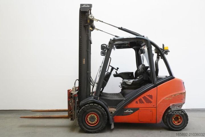 Heftruck Linde H 30 D EVO 393-02