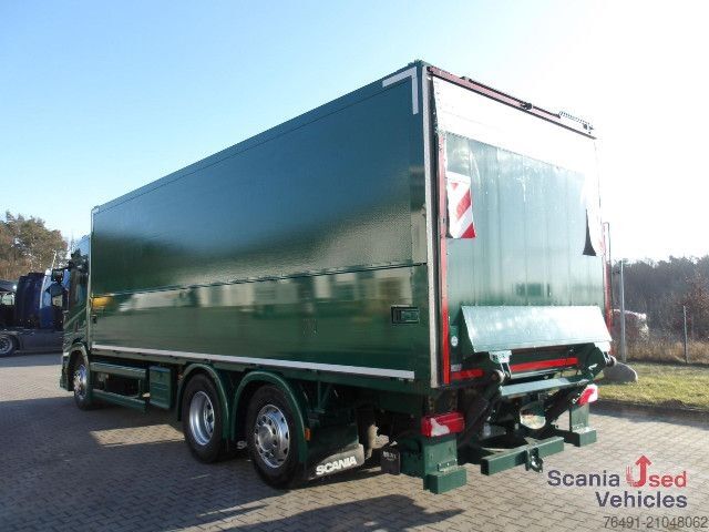Camion de boissons Scania P 320 B6x2*4LB Getränkekoffer EWERS, 2xAHK, Lbw.