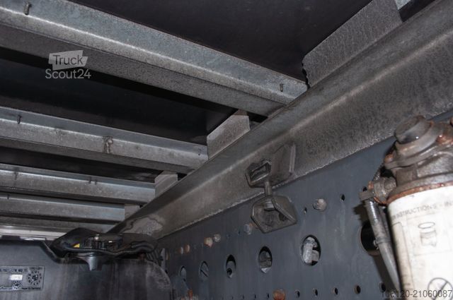 LKW mit Kofferaufbau MERCEDES-BENZ Atego 1523L 4x2 Koffer