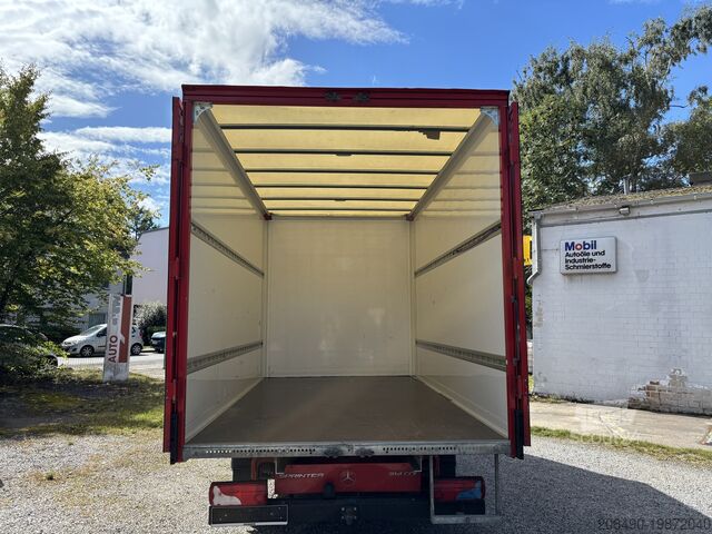 Transporter z zabudową skrzyniową 3,5 t Mercedes-Benz Sprinter 314