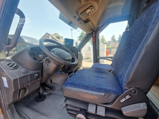 Paarden transport Iveco 65C Automaat paardenwagen C1 rijbewijs 2 paarde...