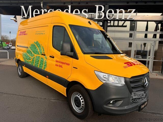 Hochdachkombi Mercedes-Benz eSprinter 312 DHL Regal KEP-Ausbau
