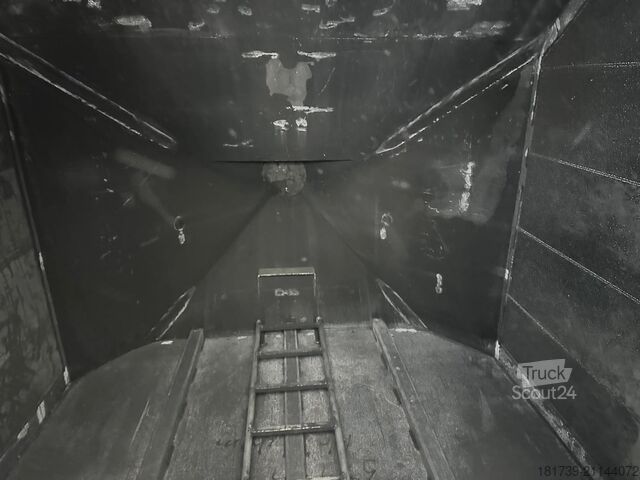 Izprazni priklopnik s 4 prekati KEMPF SKM AK unloader 4 chambers with lower ch