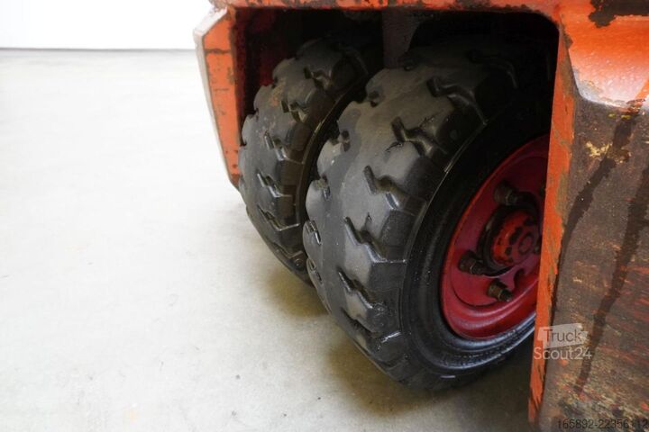 Trukki Linde E 25 Z 325