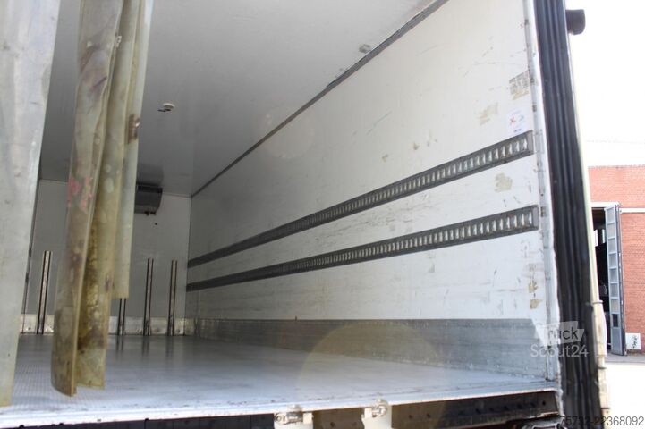Рефрижераторный грузовик Daf LF 260 E6  Carrier Supra Strom Tür LBW Klima
