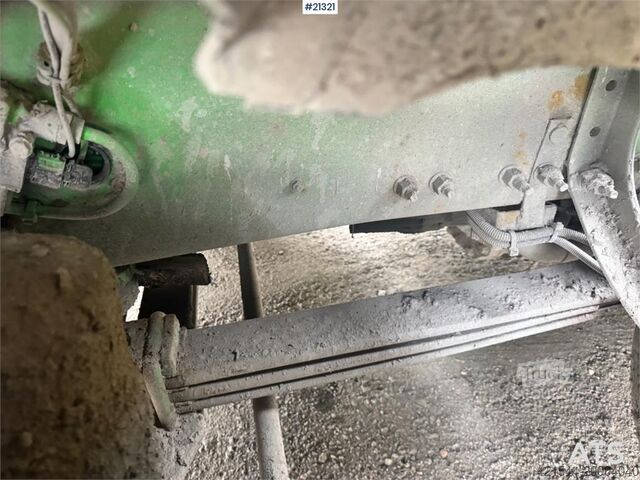 Standart-SZM Volvo FH16 660 6x4 Truck w/ Hydraulics.