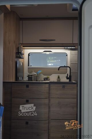 Autocaravana semi-integrada Eura Mobil Profila T 720 EF 2xMondial-Paket Doppelb. Heavy