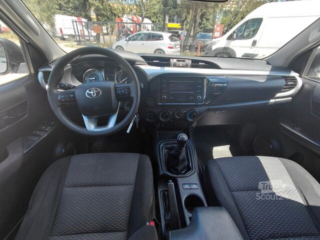Furgon TOYOTA Hilux Double Cab Duty 4x4