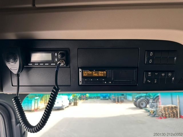 Стандартен влекач MERCEDES-BENZ Actros 1853 LS 4x2 BL Schubbodenhydraulik