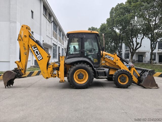 Escavatore gommato JCB 3CX