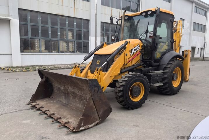 Escavatore gommato JCB 3CX