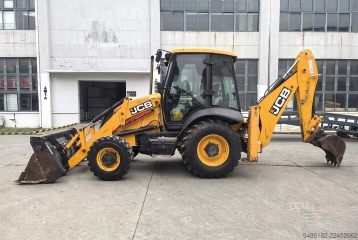 Escavatore gommato JCB 3CX