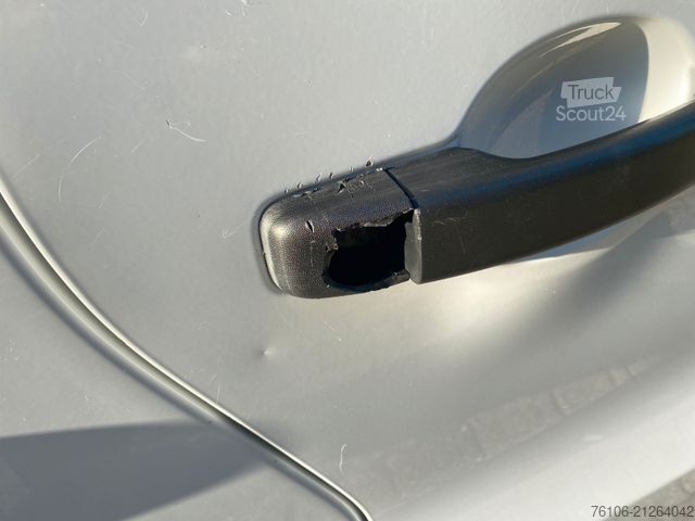 Furgão de painéis OPEL Vivaro B Kastenwagen L1H1  2,7t*Ahk*90 tkm *