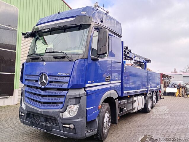 Caixa plana Mercedes-Benz 2545