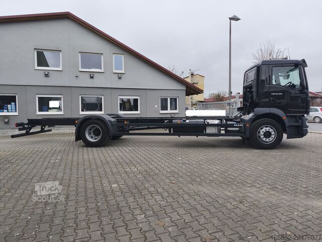 Šasija sa taksijem MAN TGM 18.320 4x2BL CH Fahrgestell Euro 6 Rechtsle...