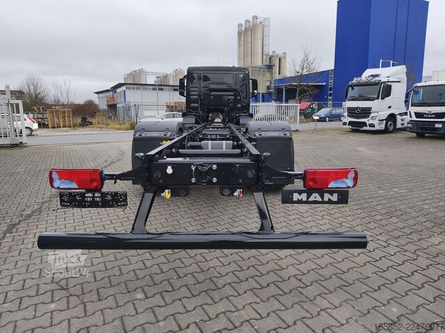 Šasija sa taksijem MAN TGM 18.320 4x2BL CH Fahrgestell Euro 6 Rechtsle...