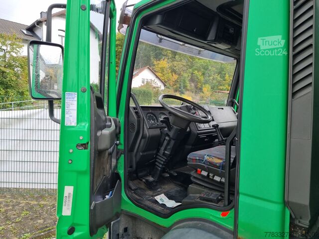 Camión de bebidas Iveco Tector ML