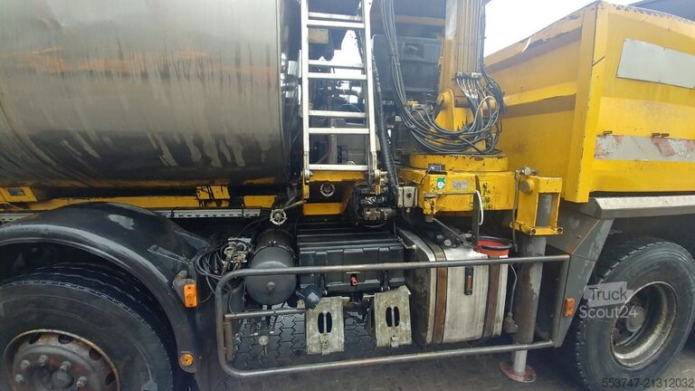 Asphaltiermaschine Renault Kerax 420.32