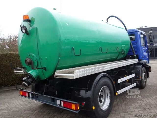 Zuigvoertuig MAN 18.284 6CIL VACUUMTANK TOILET TRUCK,MANUAL POMP